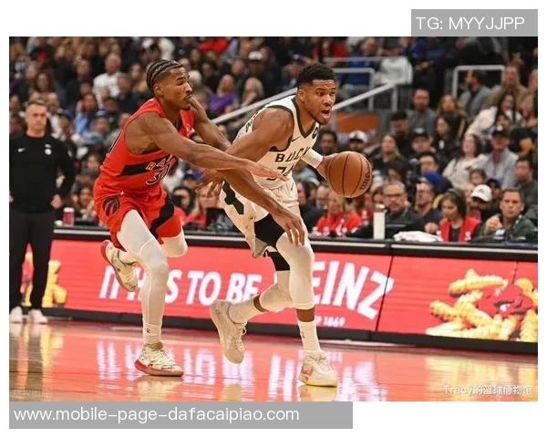 字母哥首节火力全开11分3板4助与米切尔对抗14分2助精彩对决