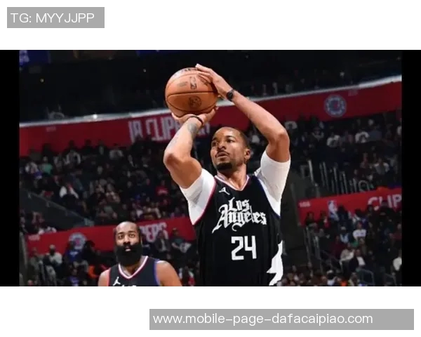 鲍威尔回应小卡事件称已离开快船不作评论引发热议